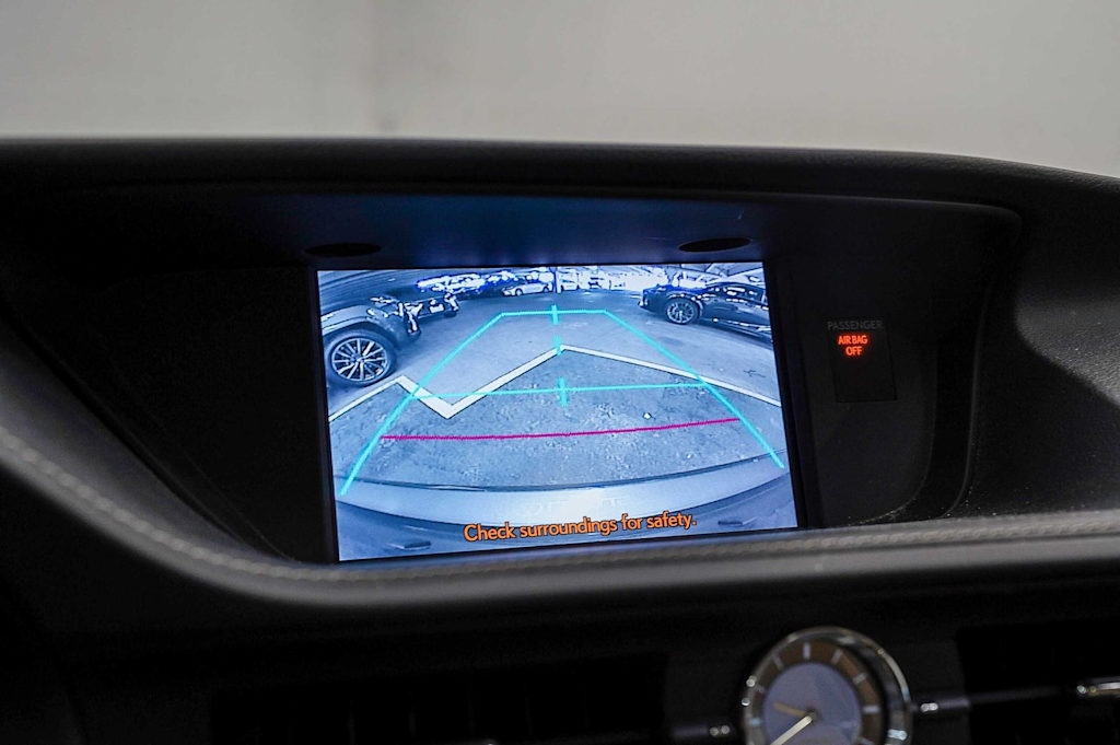 Thumbnail: 2013 Lexus ES - 28