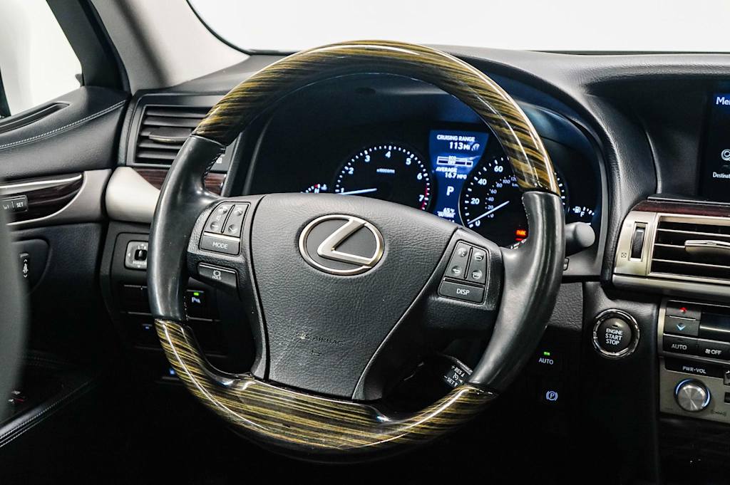 2017 Lexus LS 460 12