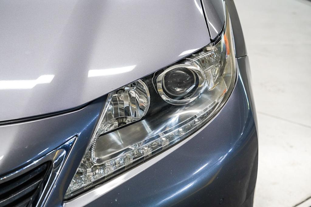 Thumbnail: 2013 Lexus ES - 6
