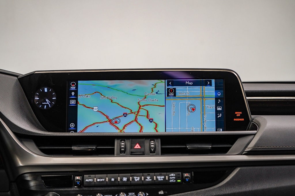 Thumbnail: 2019 Lexus ES - 13