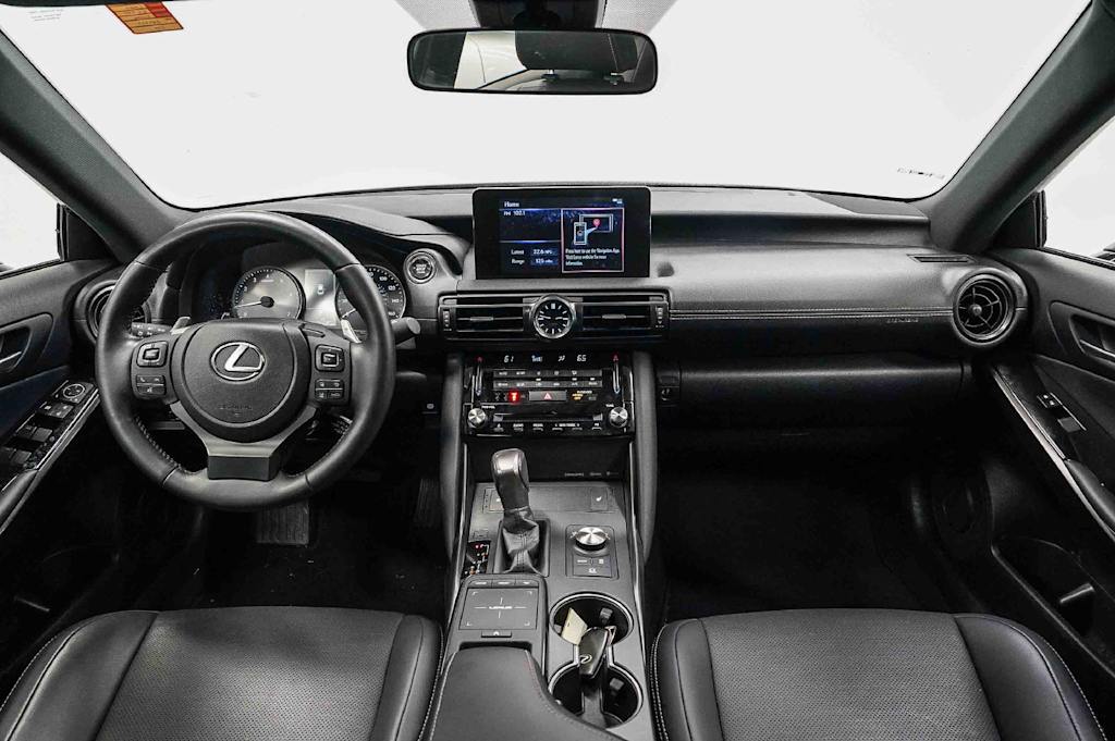 Thumbnail: 2025 Lexus ES - 2