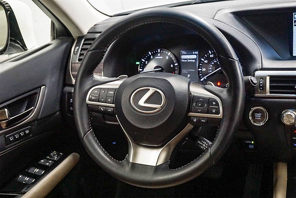 Thumbnail: 2017 Lexus GS - 12