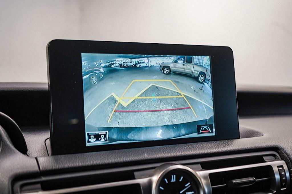 Thumbnail: 2021 Lexus IS - 27