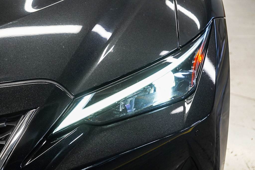 Thumbnail: 2021 Lexus IS - 20