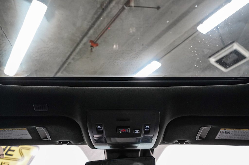 Thumbnail: 2023 Lexus IS - 25