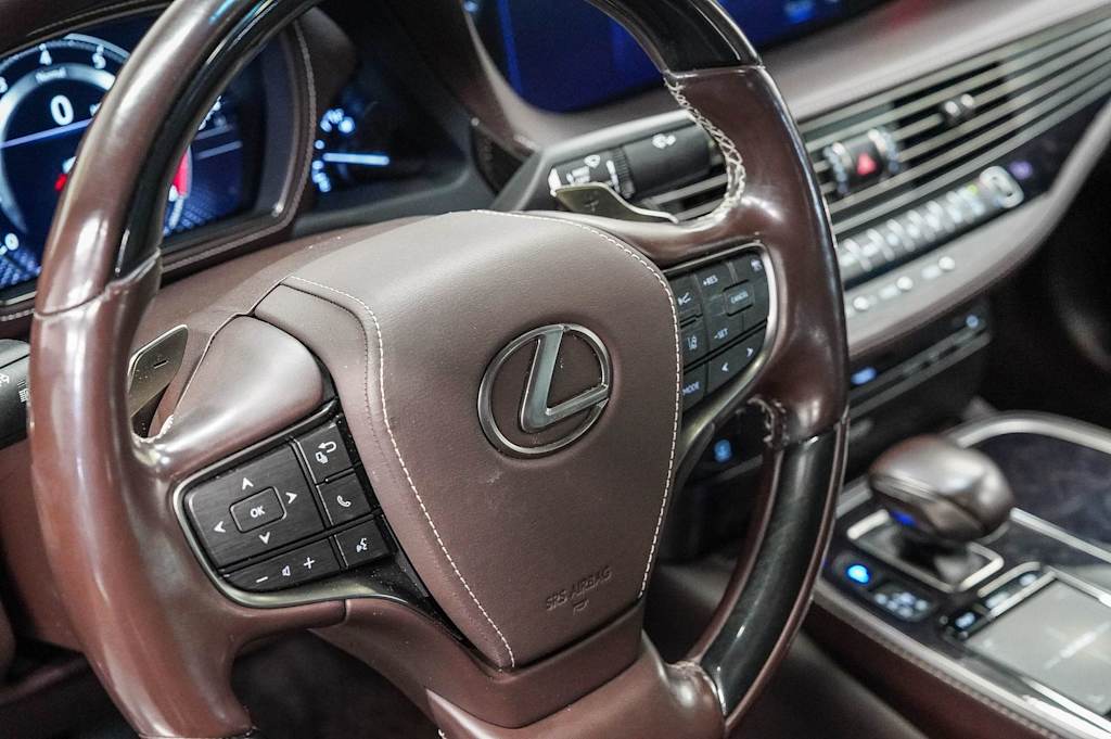 Thumbnail: 2020 Lexus LS - 14