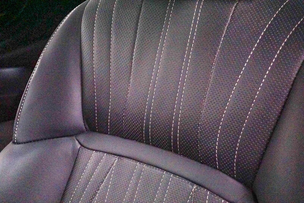 Thumbnail: 2022 Lexus LS - 29