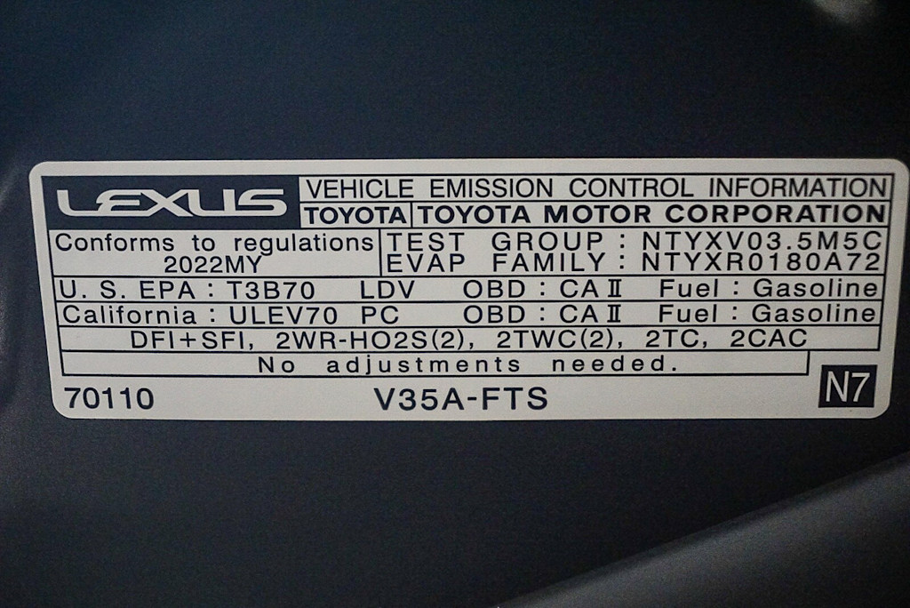 Thumbnail: 2022 Lexus LS - 18