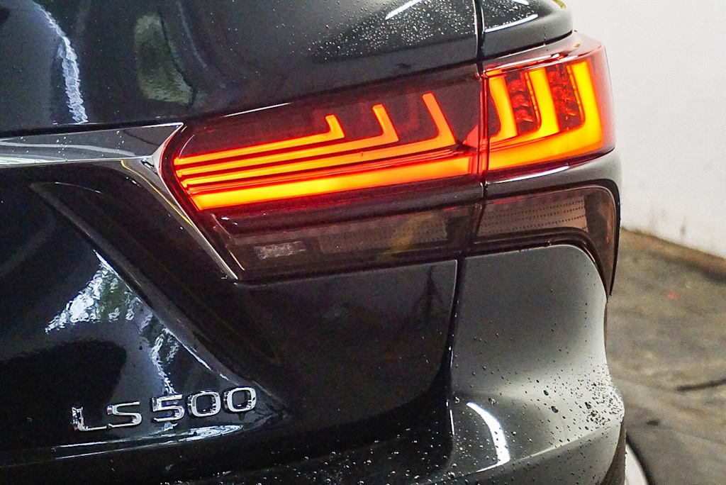 Thumbnail: 2022 Lexus LS - 24