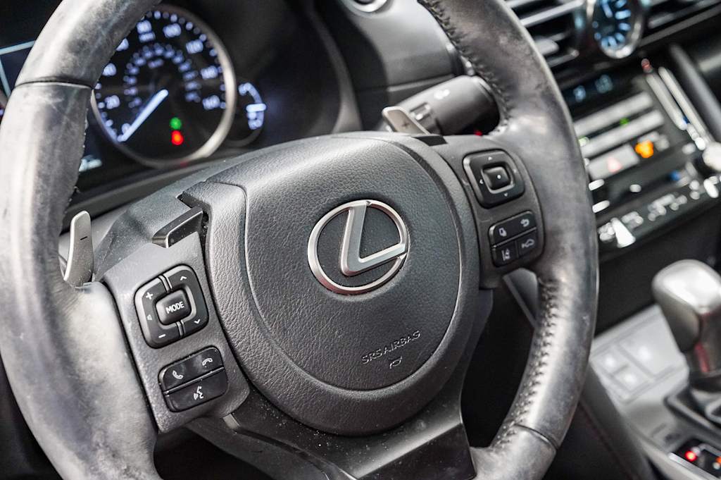 Thumbnail: 2024 Lexus ES - 13