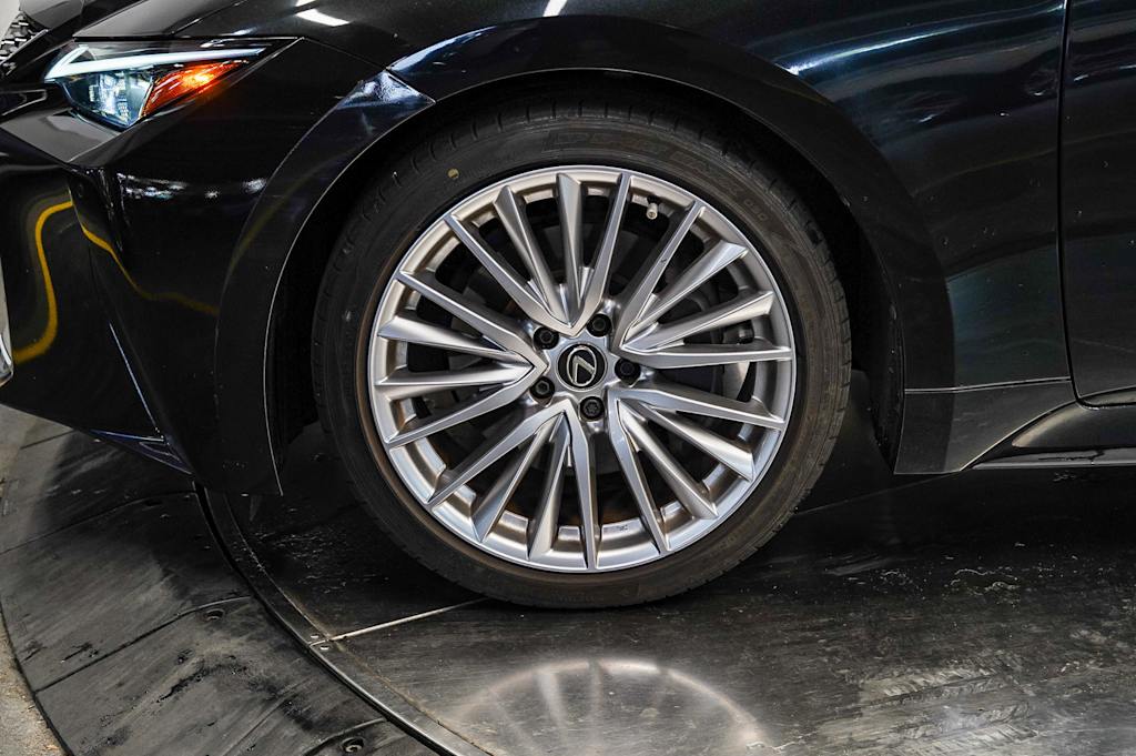 Thumbnail: 2024 Lexus ES - 6
