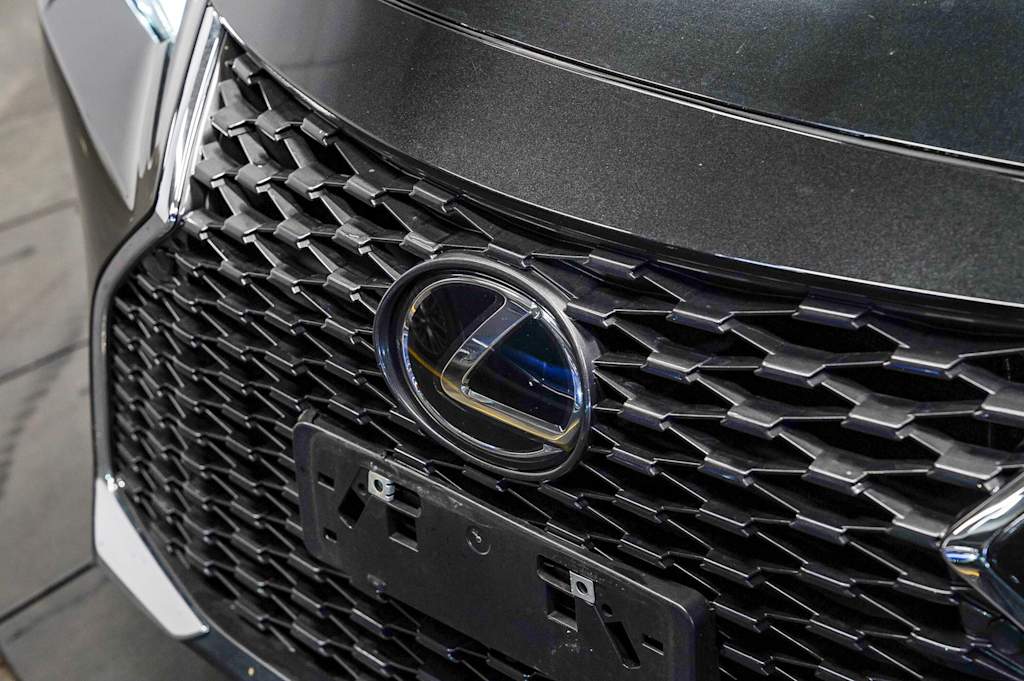 Thumbnail: 2024 Lexus ES - 21