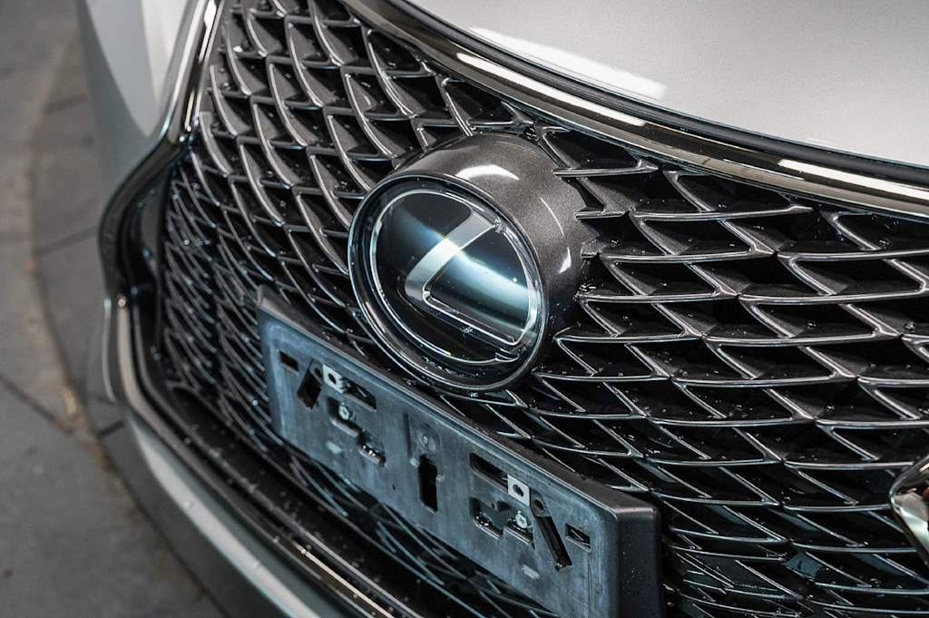 Thumbnail: 2022 Lexus RC - 5