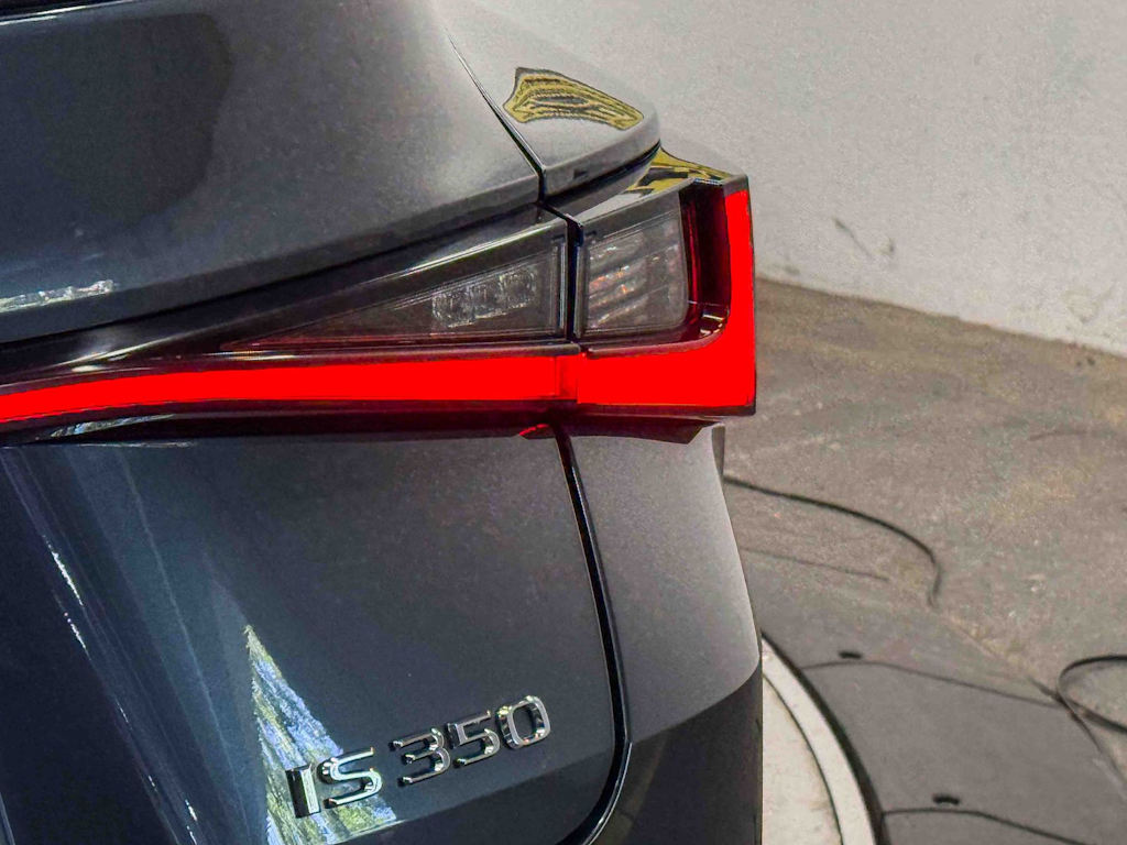 Thumbnail: 2021 Lexus IS - 24