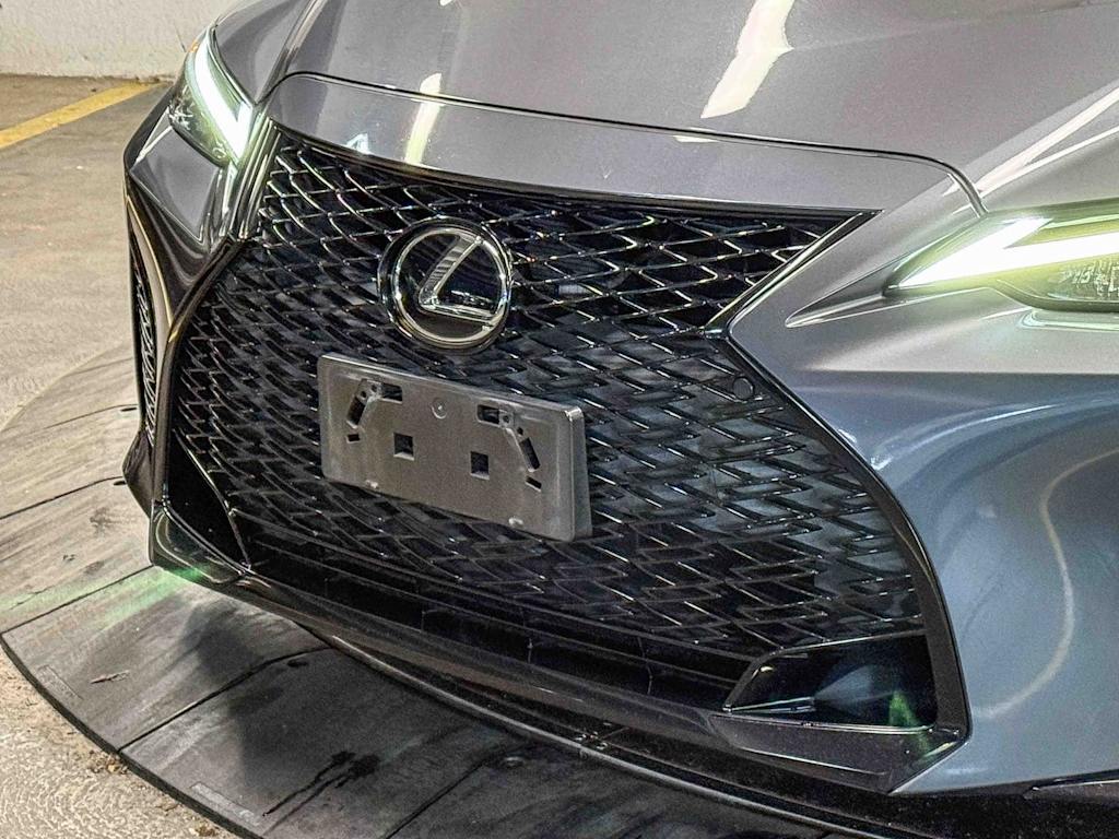 Thumbnail: 2021 Lexus IS - 5