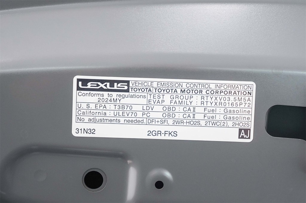 Thumbnail: 2024 Lexus ES - 18