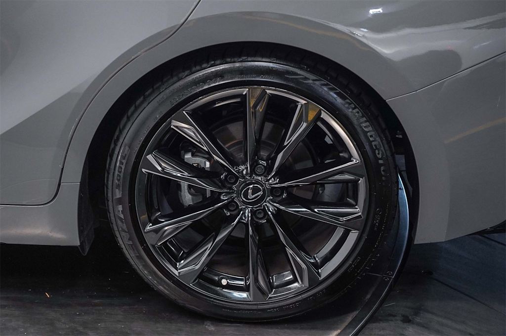 Thumbnail: 2024 Lexus ES - 24