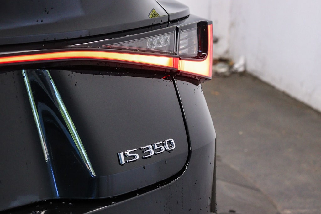 Thumbnail: 2022 Lexus IS - 5