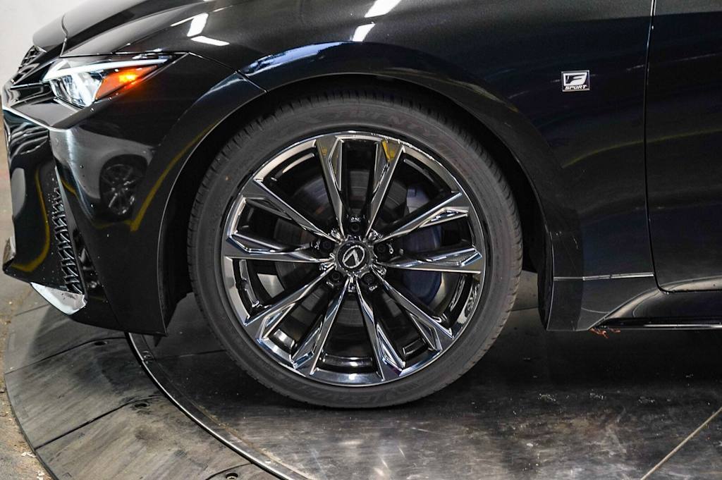 Thumbnail: 2023 Lexus IS - 5