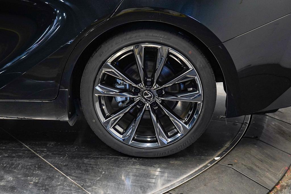 Thumbnail: 2023 Lexus IS - 21