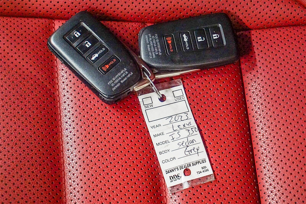 Thumbnail: 2023 Lexus IS - 13