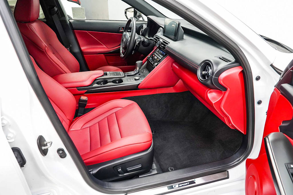 Thumbnail: 2025 Lexus ES - 9