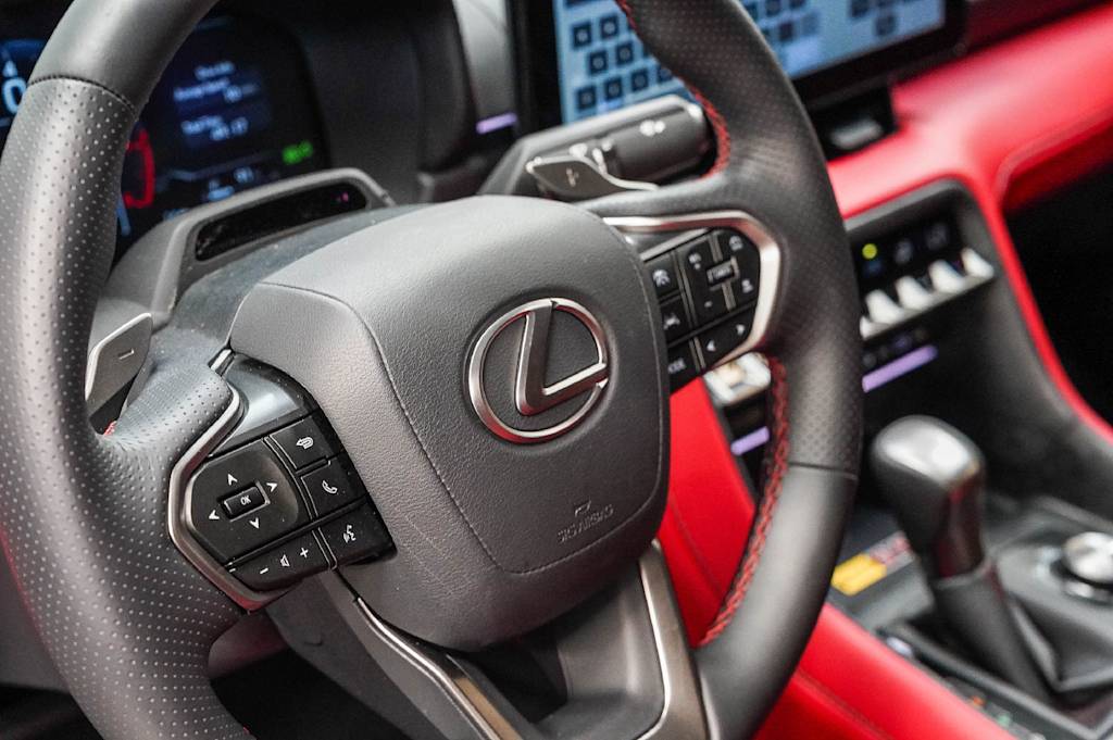 Thumbnail: 2026 Lexus ES - 13
