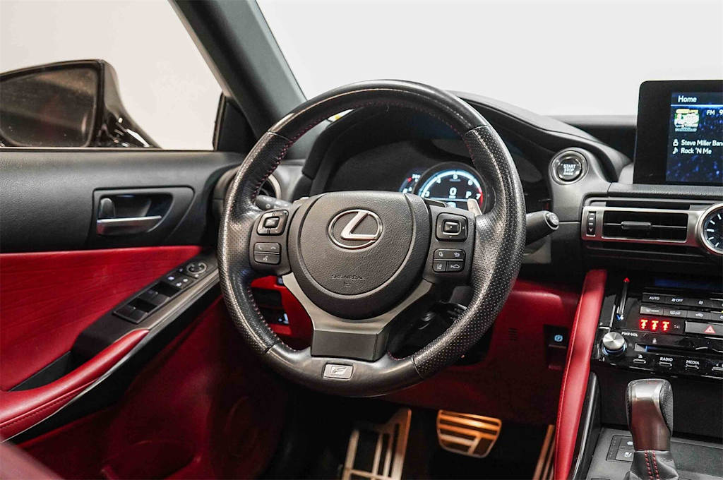 Thumbnail: 2022 Lexus IS - 11