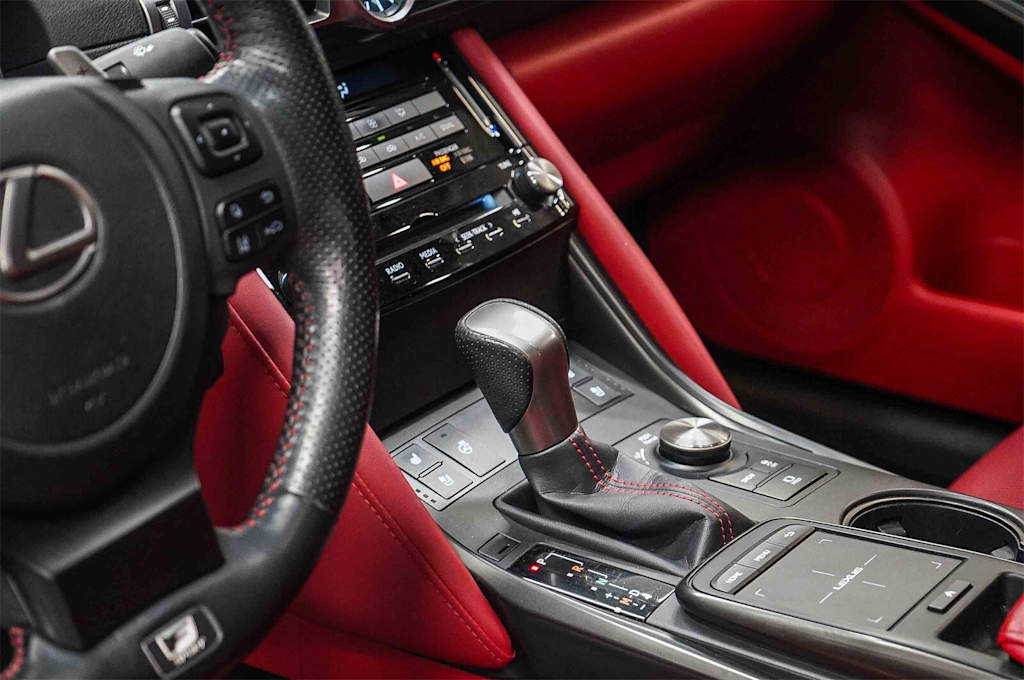 Thumbnail: 2022 Lexus IS - 14