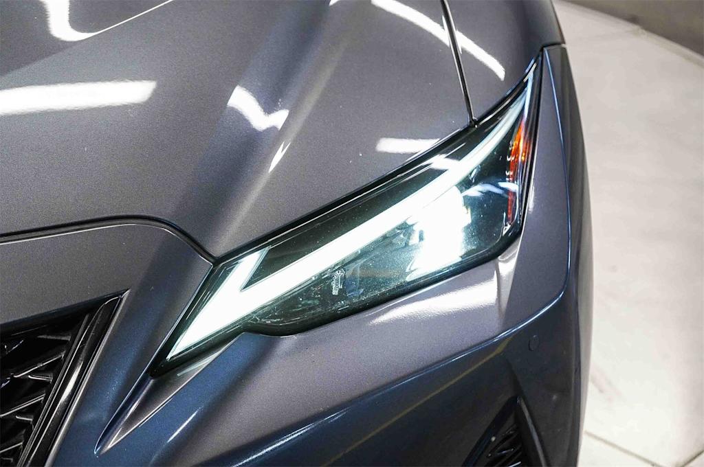 Thumbnail: 2022 Lexus IS - 21