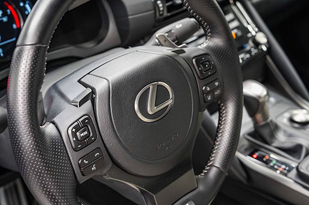 Thumbnail: 2023 Lexus IS - 13