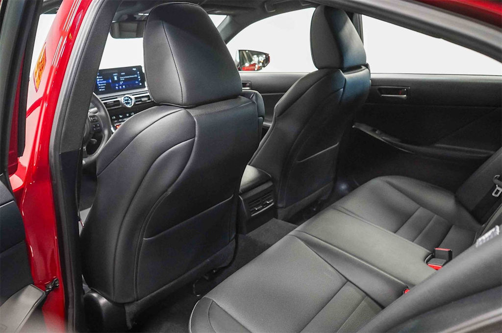 Thumbnail: 2021 Lexus IS - 11