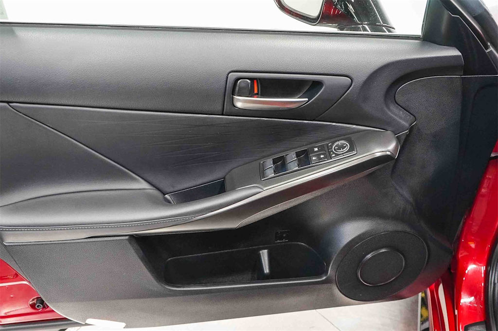 Thumbnail: 2021 Lexus IS - 26