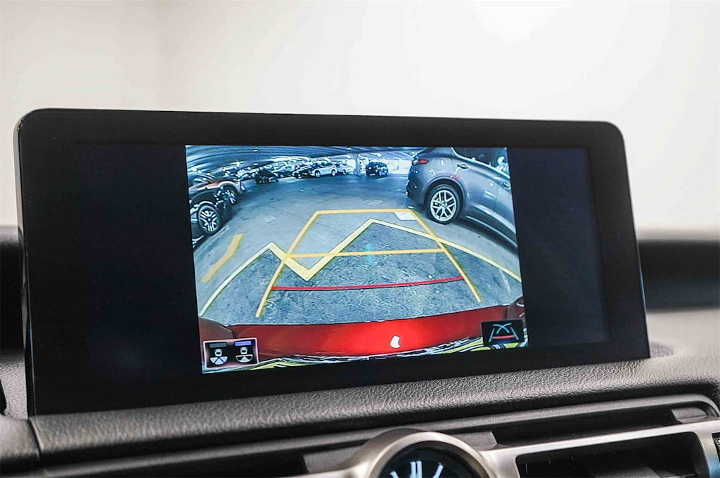 Thumbnail: 2021 Lexus IS - 28