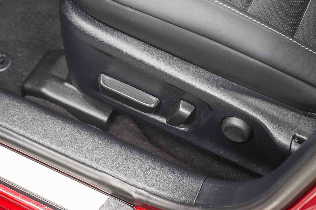 Thumbnail: 2021 Lexus IS - 27