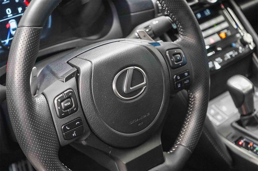 Thumbnail: 2021 Lexus IS - 13