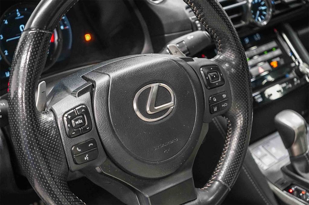 Thumbnail: 2023 Lexus IS - 25