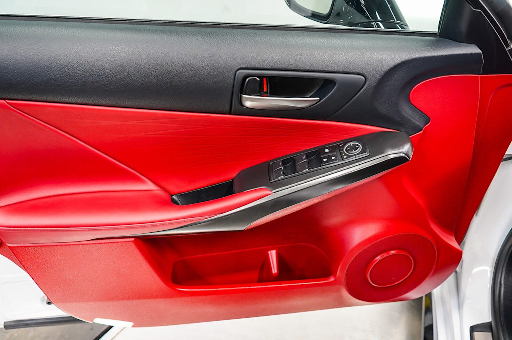 Thumbnail: 2023 Lexus IS - 25