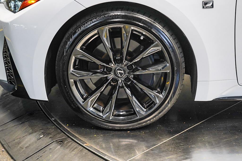 Thumbnail: 2023 Lexus IS - 6