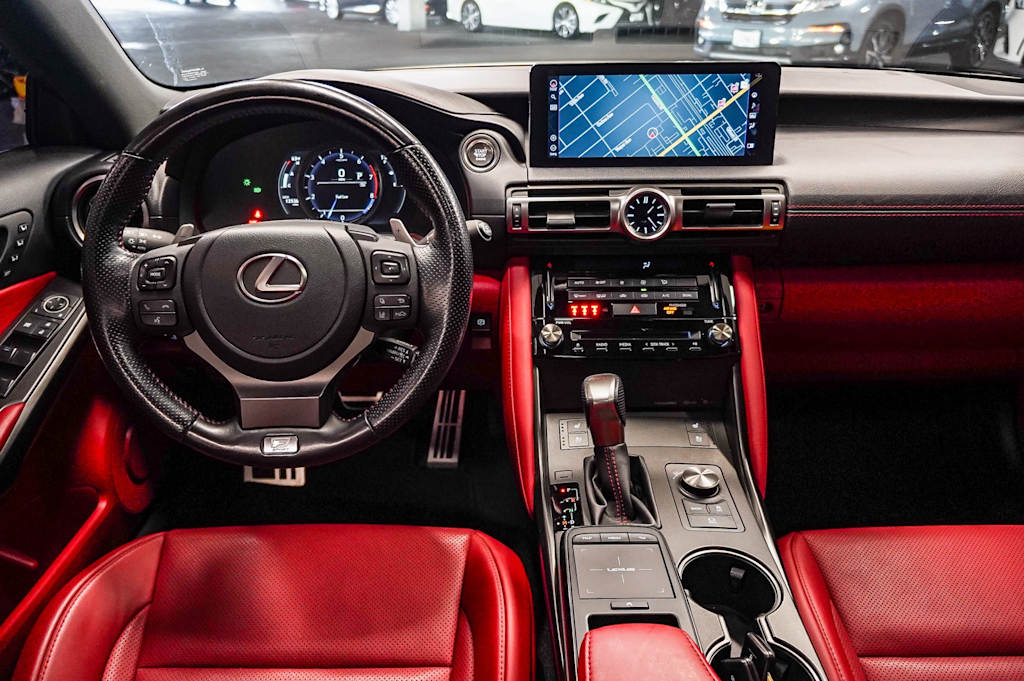 2022 Lexus IS 350 2