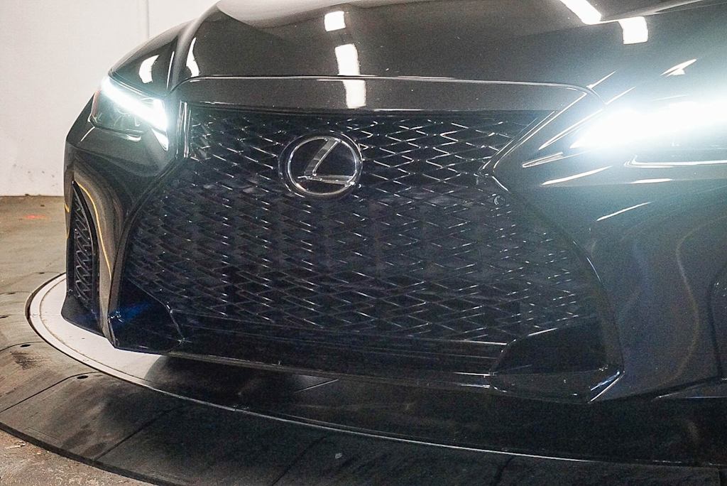 Thumbnail: 2021 Lexus IS - 21