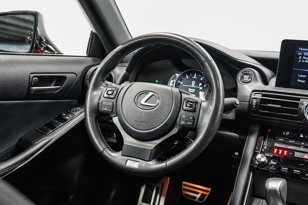 Thumbnail: 2023 Lexus IS - 11