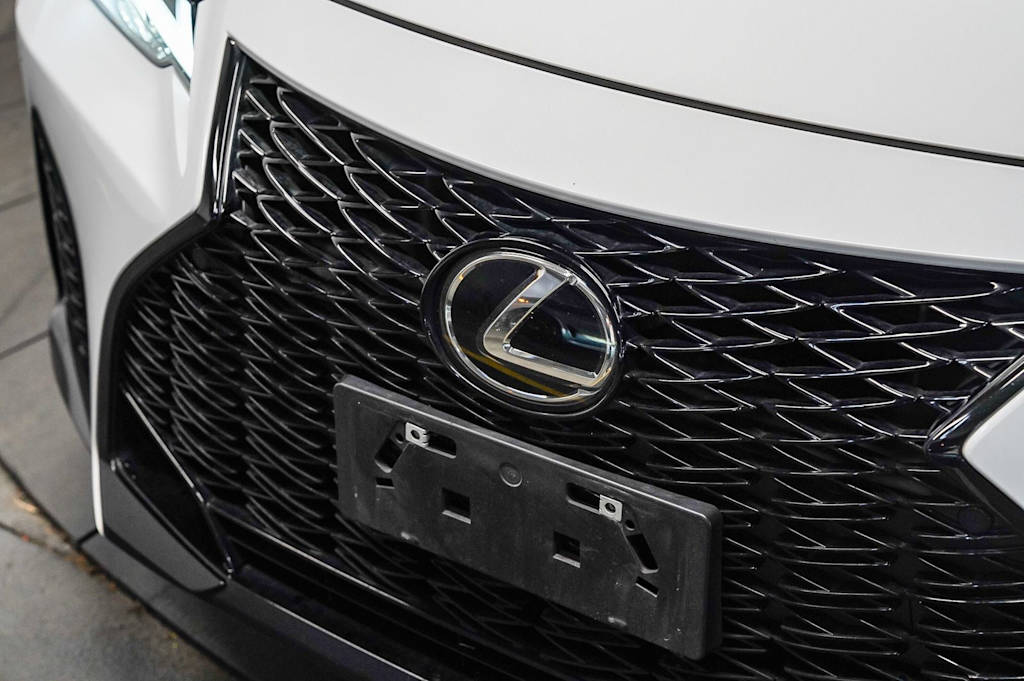 Thumbnail: 2024 Lexus ES - 5