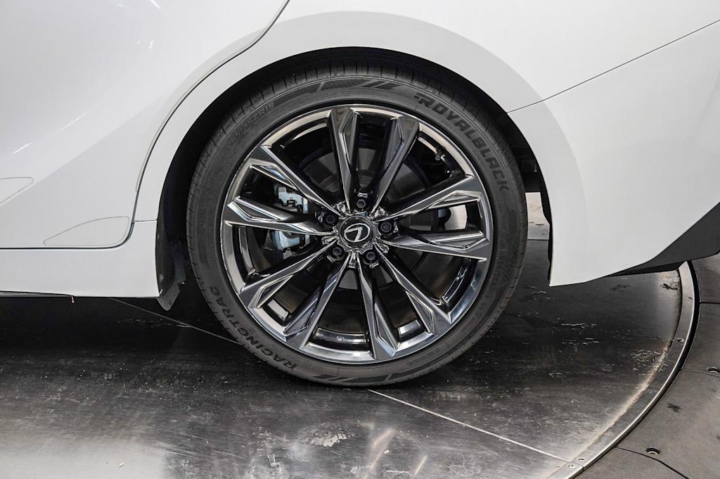 Thumbnail: 2024 Lexus ES - 21