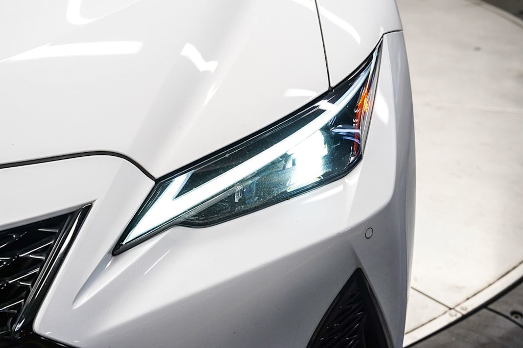 Thumbnail: 2024 Lexus ES - 20