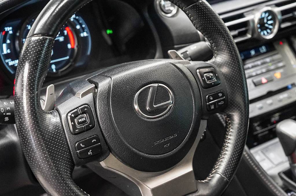 Thumbnail: 2023 Lexus RC - 24