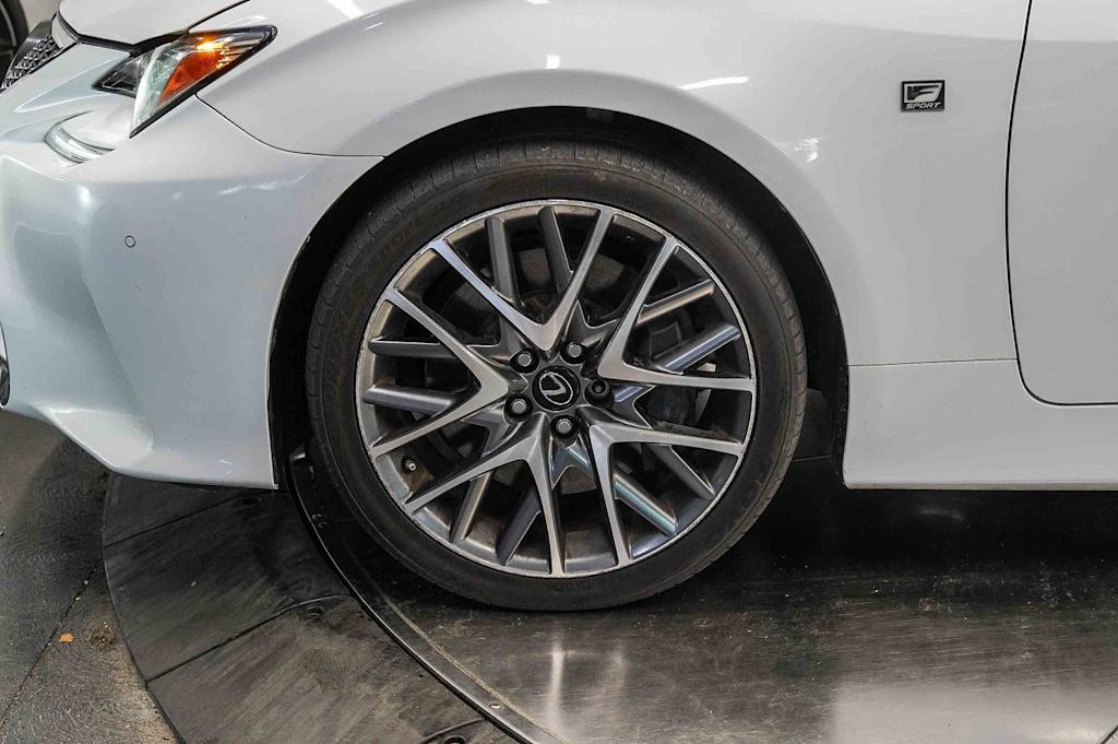 Thumbnail: 2017 Lexus RC - 6