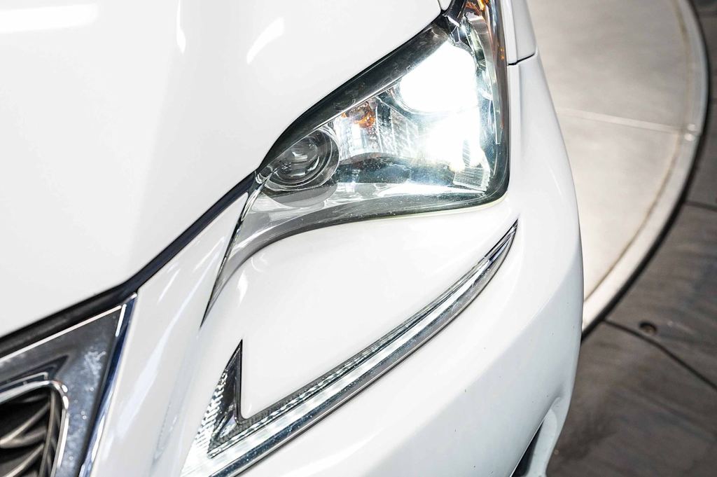 Thumbnail: 2017 Lexus RC - 21