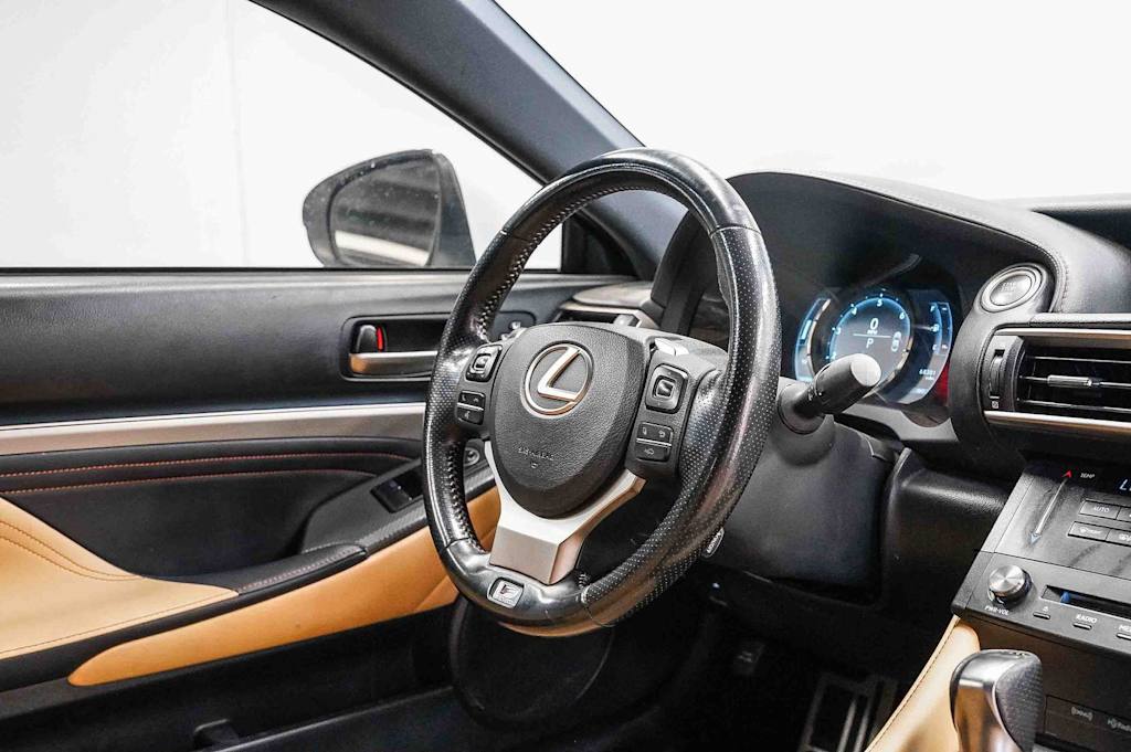 Thumbnail: 2017 Lexus RC - 12