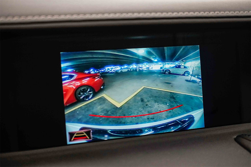 Thumbnail: 2018 Lexus LC - 27